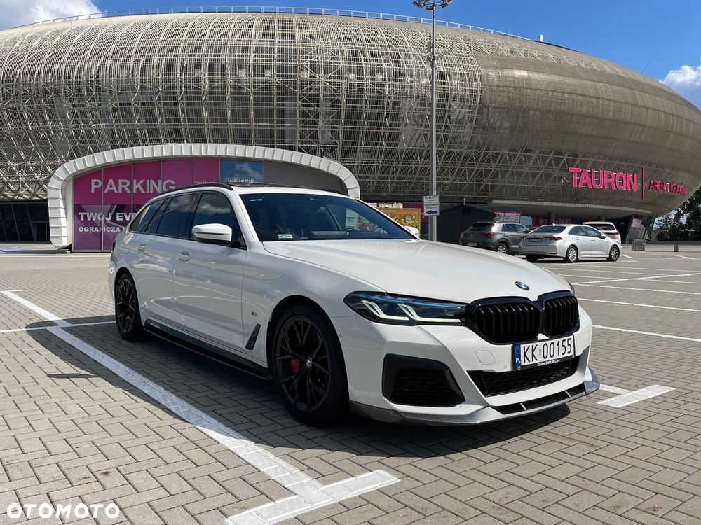 BMW Seria 5 540i xDrive mHEV M Sport sport - 3