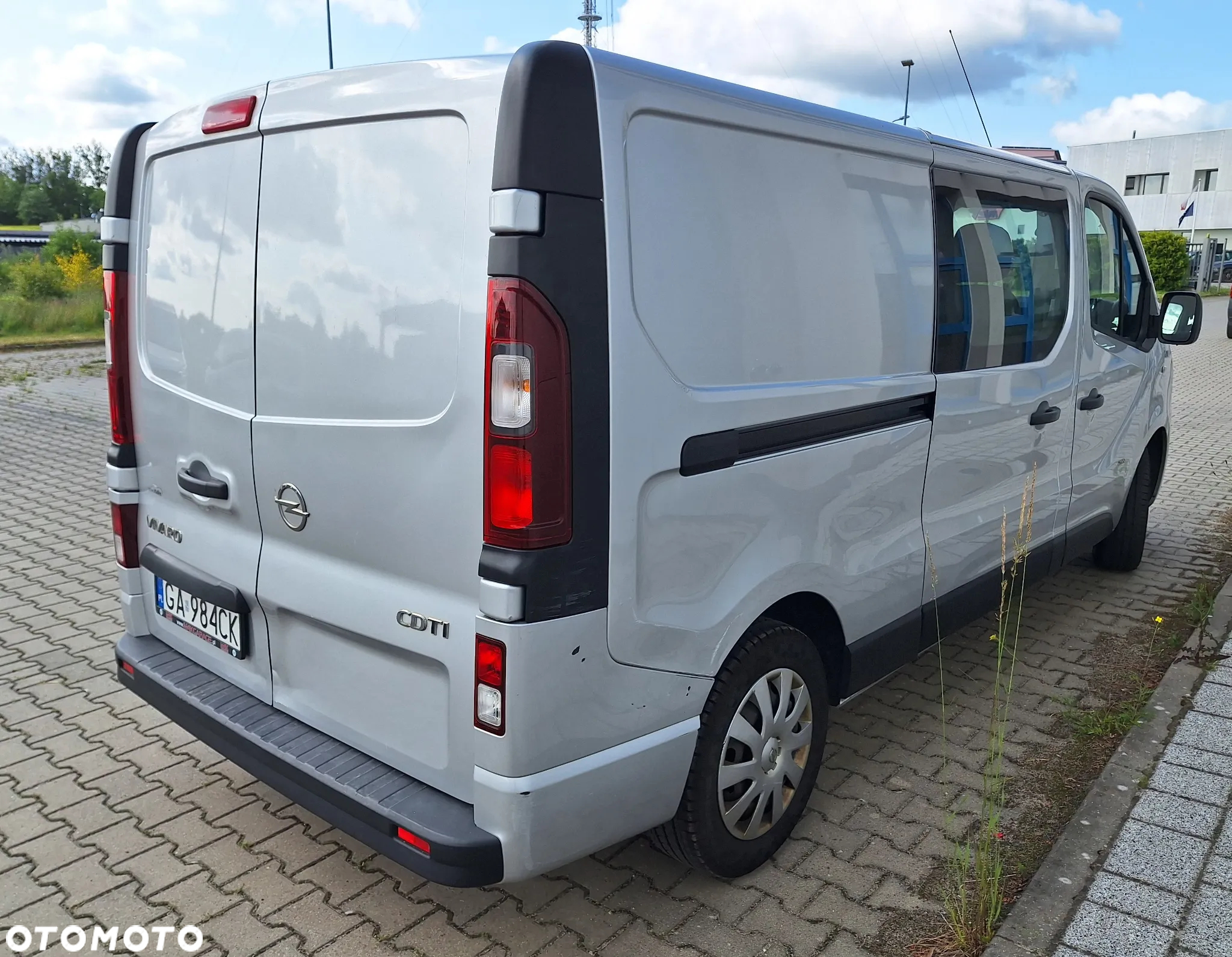 Opel Vivaro L2H1 2,9t Edition - 6
