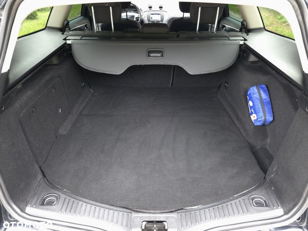 Ford Mondeo 2.0 TDCi Titanium - 36