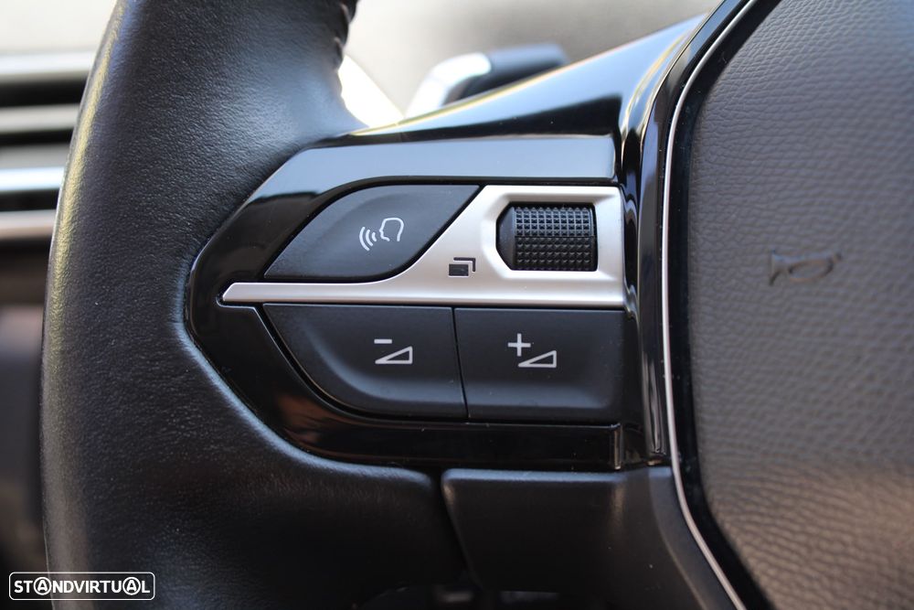 Peugeot 3008 PureTech 130 Stop & Start GPF EAT8 Active - 11