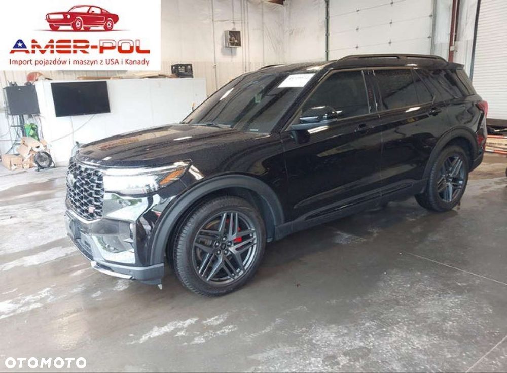 Ford Explorer - 1