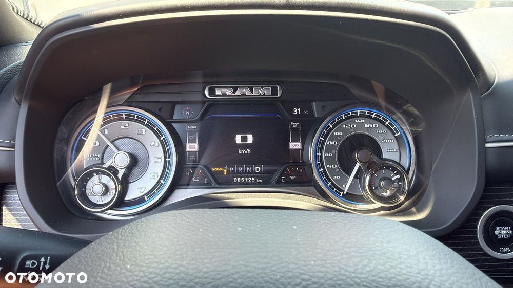 RAM 1500 5.7 Crew Cab Limited - 9