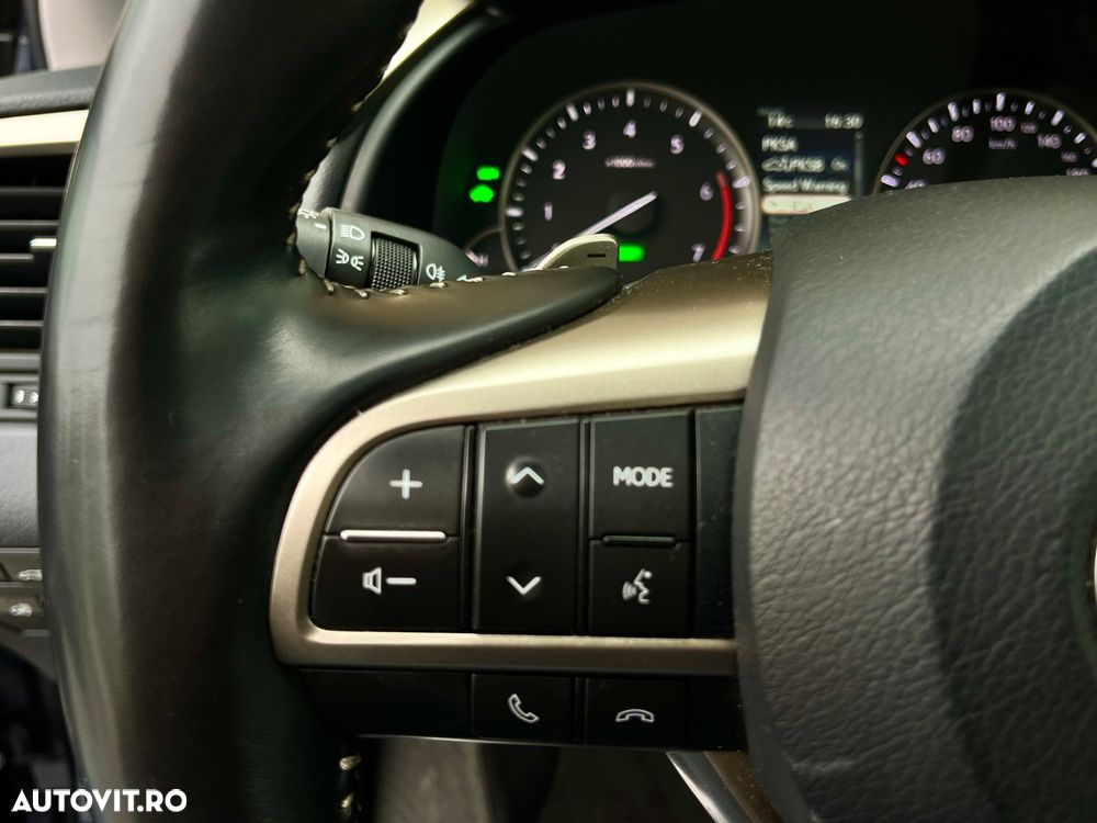 Lexus Seria RX 450h AWD Luxury - 35