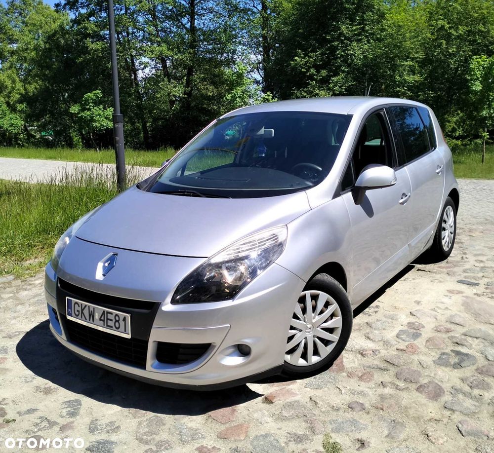 Renault Scenic - 1