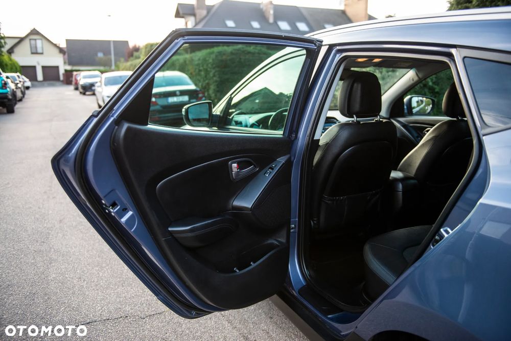 Hyundai ix35 blue 1.6 2WD Finale Gold - 30
