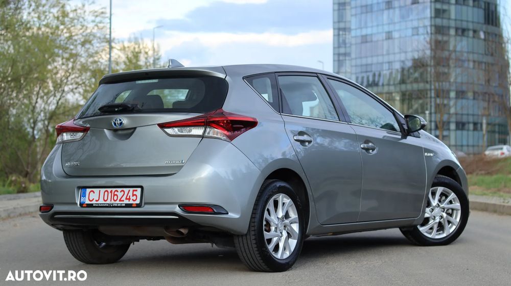 Toyota Auris - 4