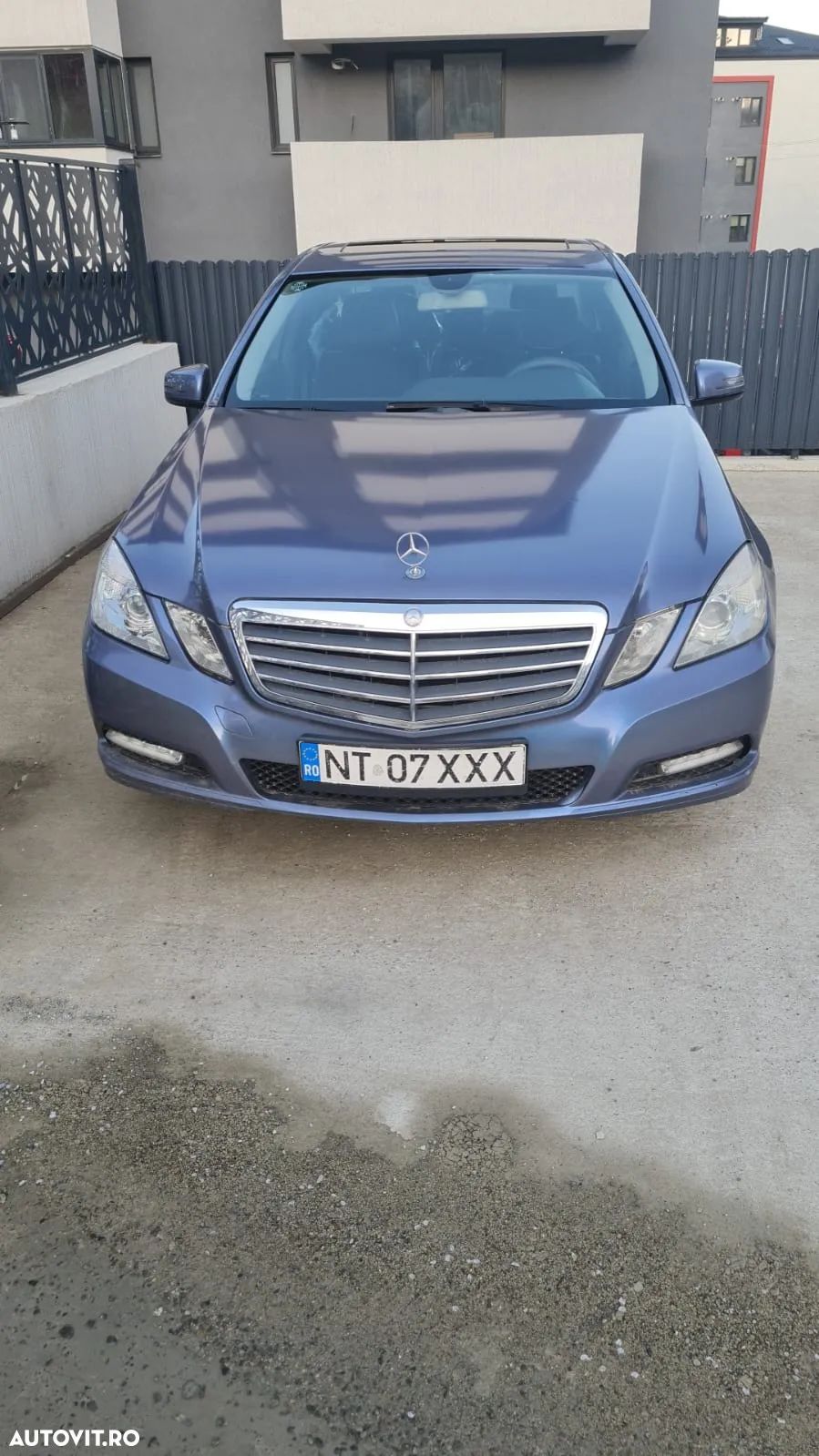 Mercedes-Benz E 200 CDI DPF BlueEFFICIENCY Automatik Elegance - 1