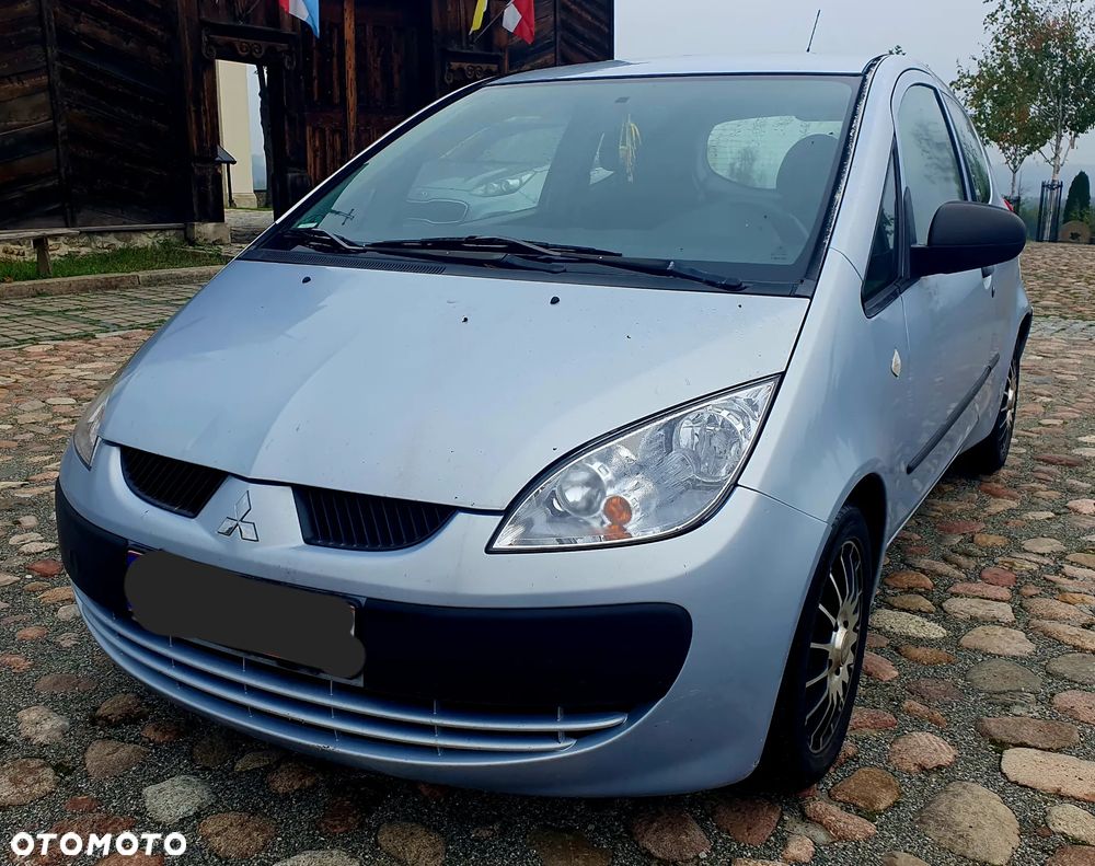 Mitsubishi Colt - 9