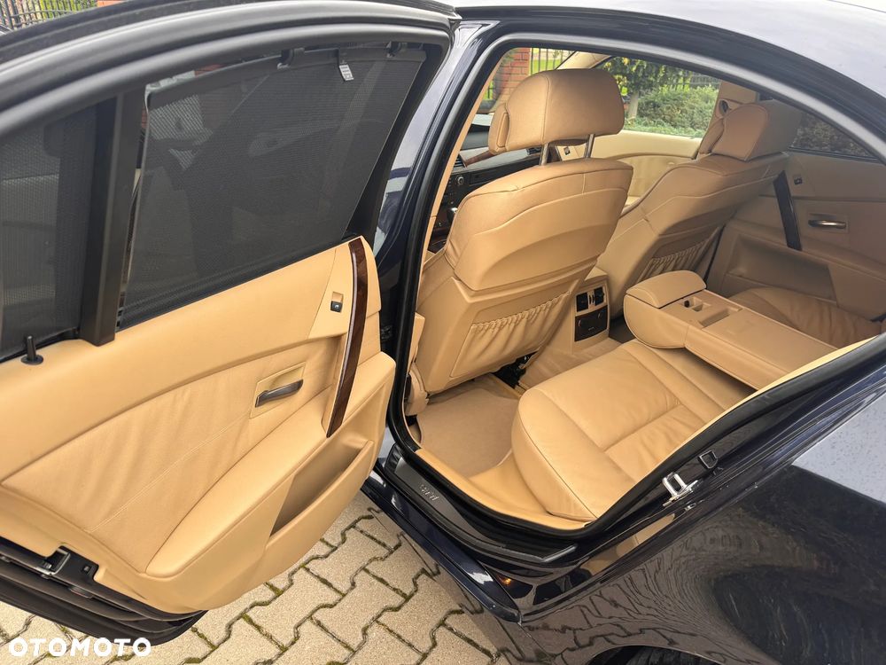 BMW Seria 5 - 30