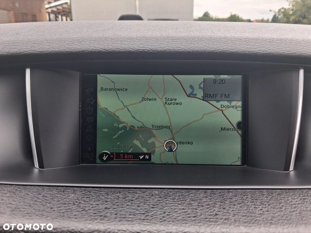 BMW X1 sDrive16d Sport Line - 19