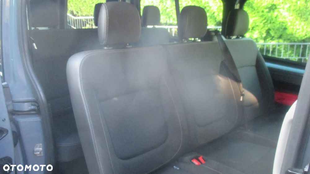 Renault Trafic Grand SpaceClass 2.0 dCi - 11