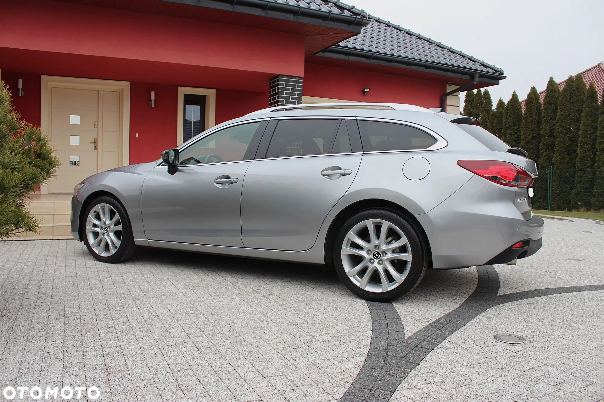 Mazda 6 Kombi SKYACTIV-D 175 Drive i-ELOOP Sports-Line - 4