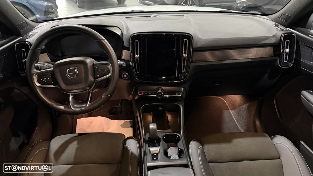 Volvo XC 40 T4 Recharge DKG Essential - 6