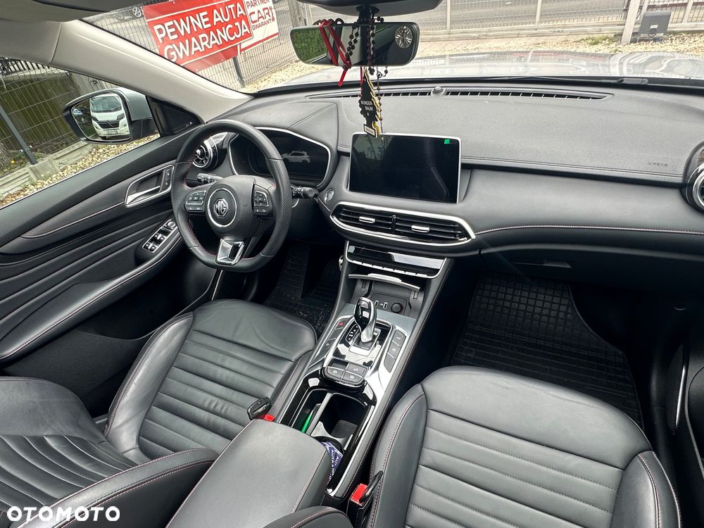 MG HS 1.5 T-GDI Exclusive DCT - 24