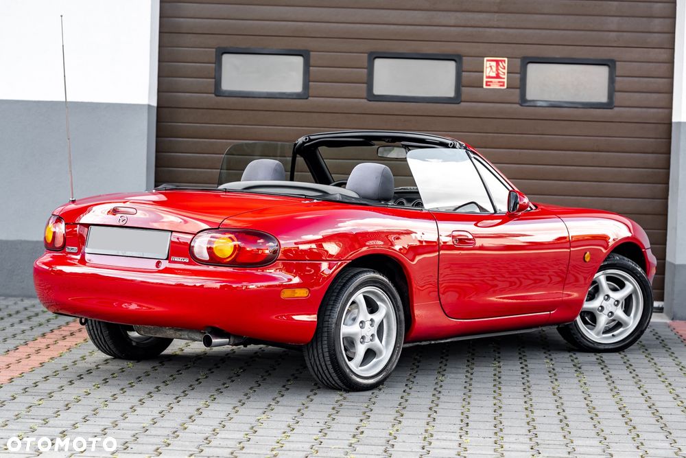 Mazda MX-5 1.6i 16V - 12