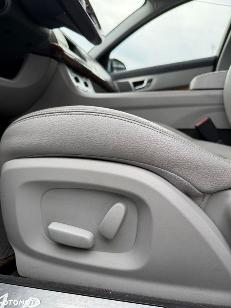 Jaguar XF 2.0 T Premium Luxury - 26