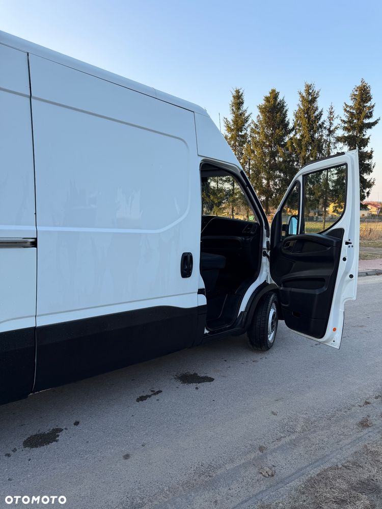 Iveco Daily - 24