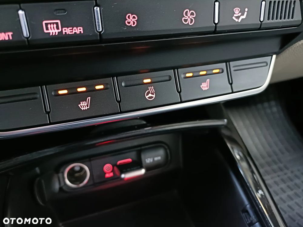 Kia Sorento 2.0 CRDI L - 19