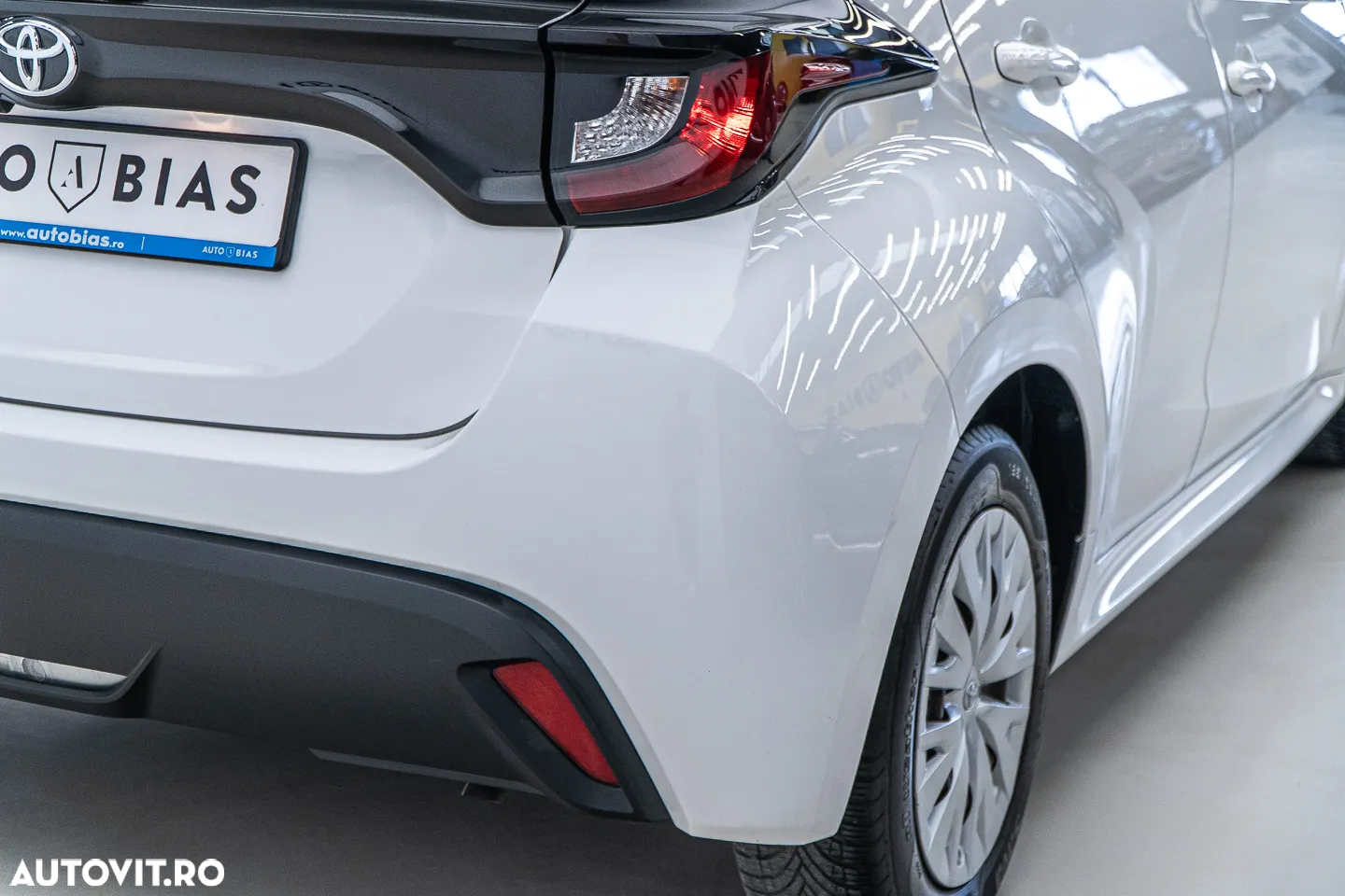 Toyota Yaris 1.5 L Dynamic - 37