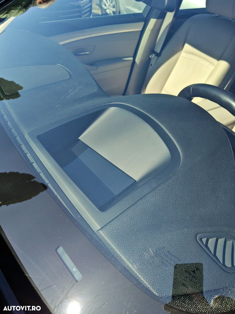 BMW Seria 5 520d xDrive Aut. Modern Line - 14