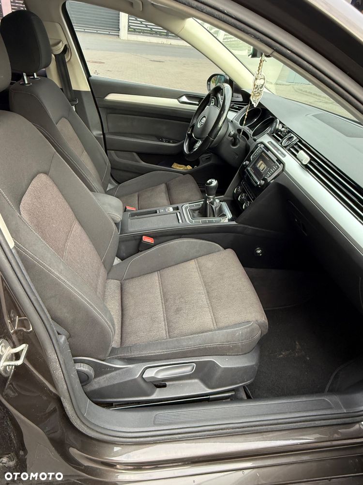 Volkswagen Passat 2.0 TDI BMT Comfortline - 5
