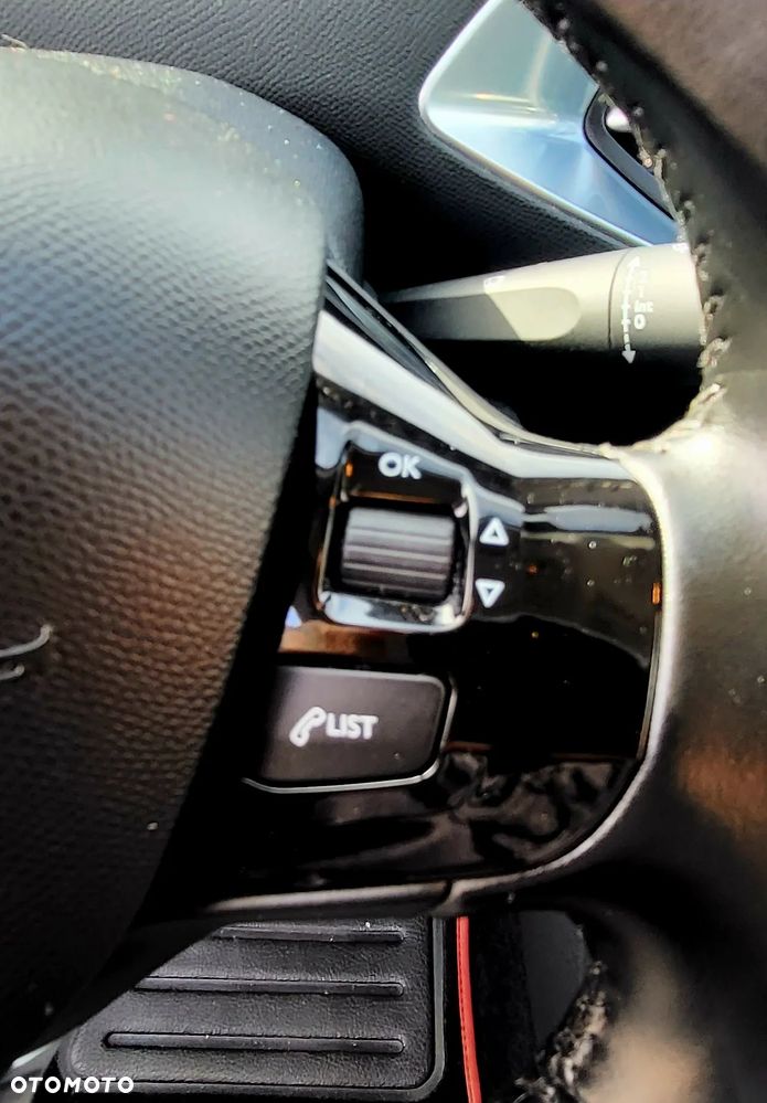 Peugeot 308 - 14