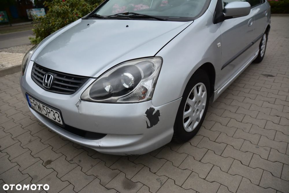 Honda Civic 1.4i - 12
