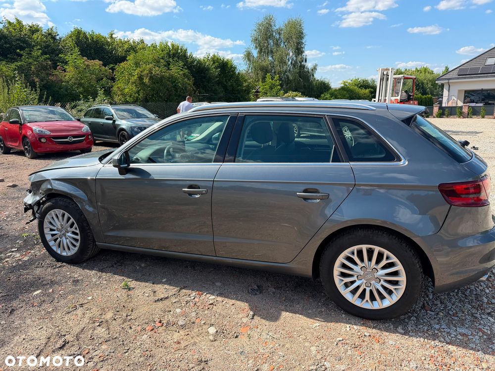 Audi A3 Sportback 2.0 TDI Ambiente - 4