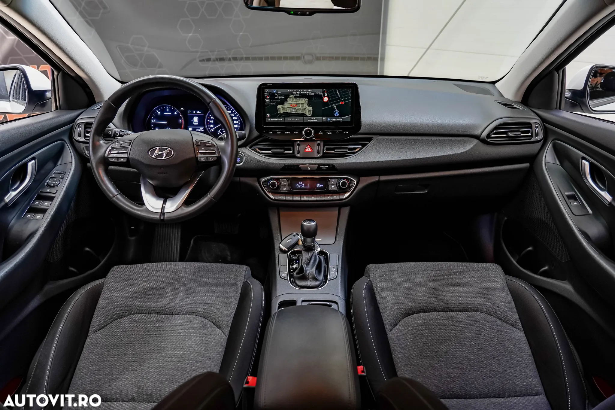 Hyundai i30 1.6 CRDI DCT EDITION 30 - 3