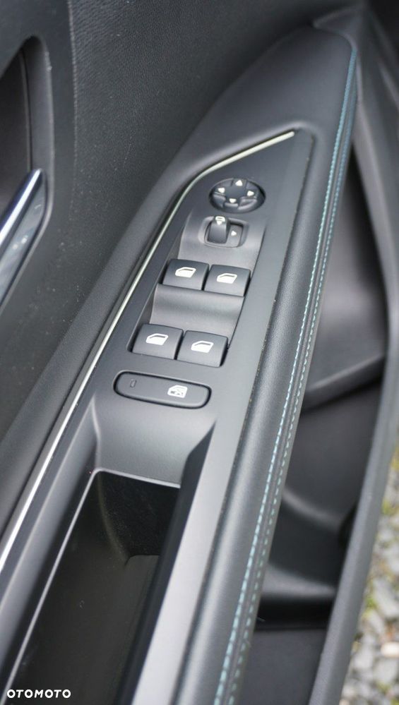 Peugeot 5008 1.2 PureTech Allure Pack S&S - 18