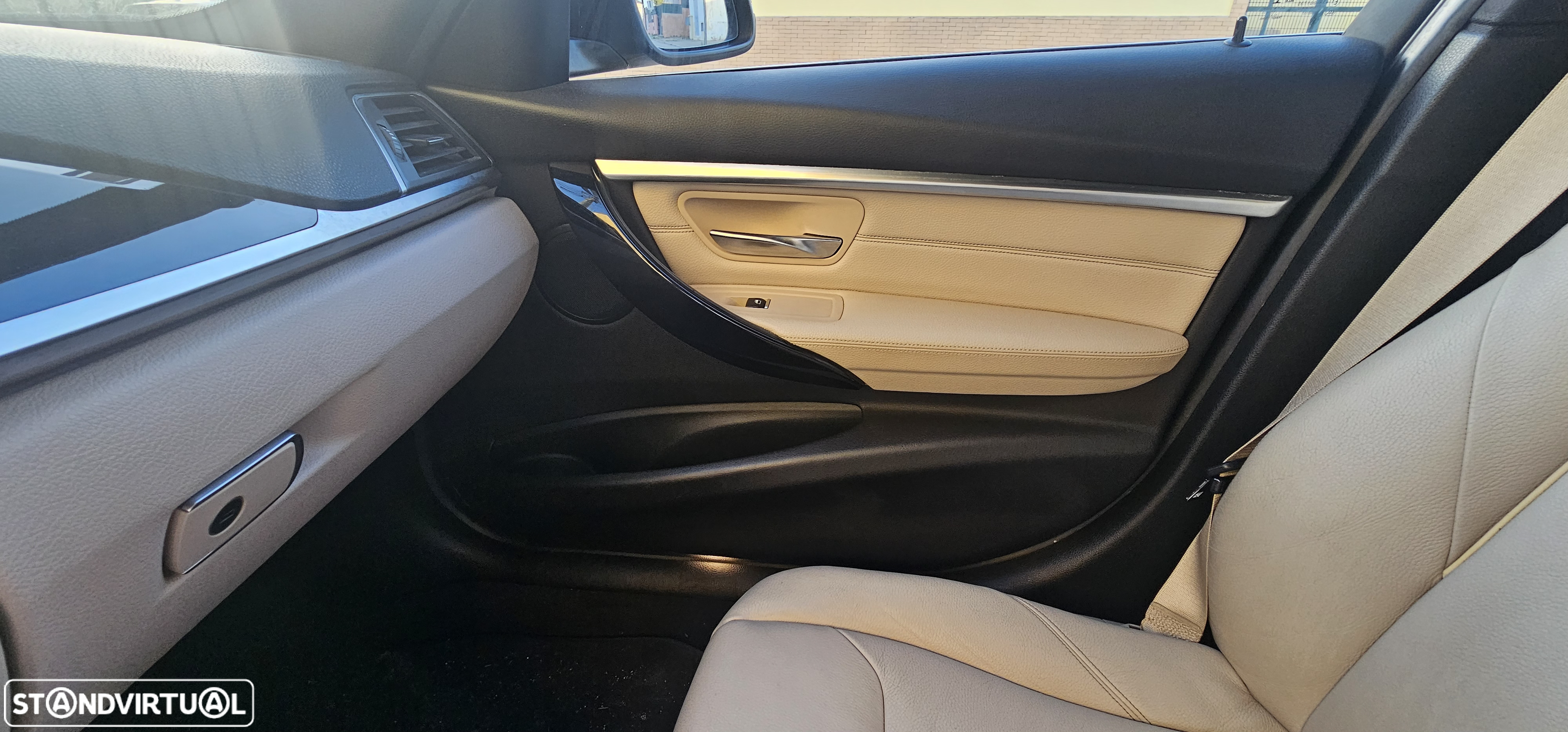 BMW 320 d Touring Line Luxury Auto - 12