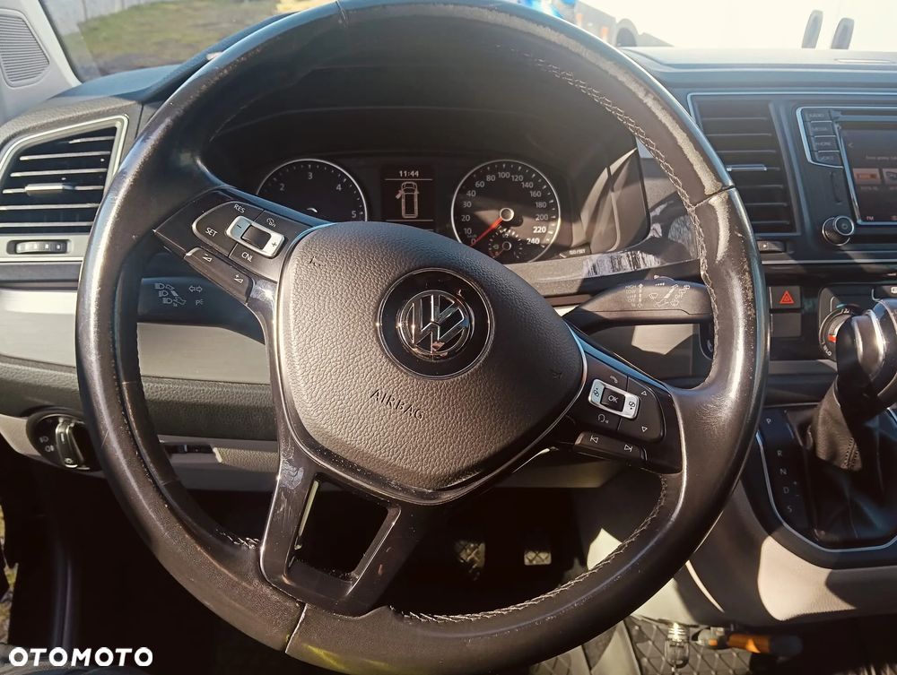 Volkswagen Transporter DSG Lang - 16