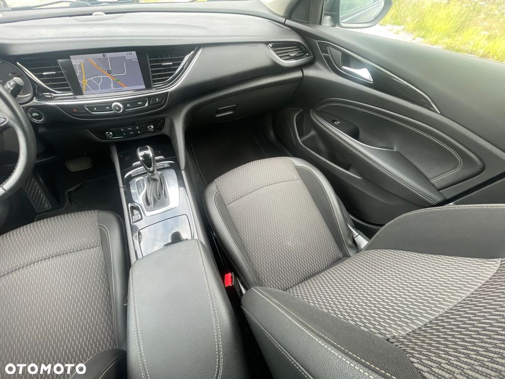Opel Insignia - 9