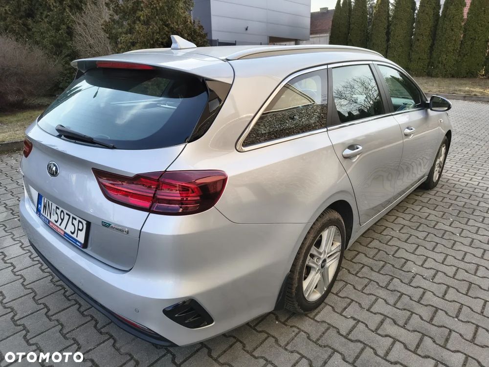 Kia Ceed - 4