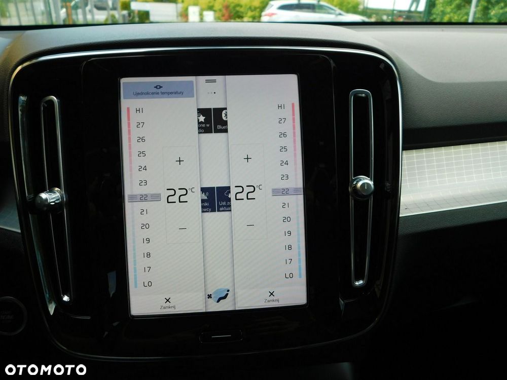 Volvo XC 40 D3 Momentum Pro - 19