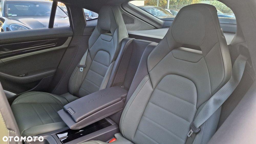 Porsche Panamera - 11