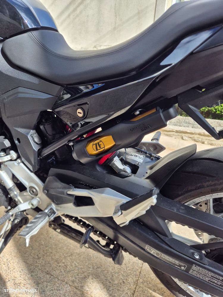 BMW F 900 R BMW QuickShifter Pro, Dynamic ESA - 12