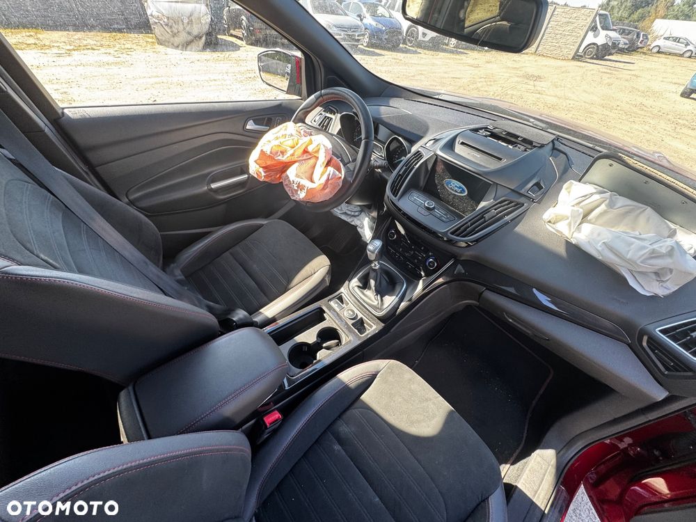 Ford Kuga 1.5 EcoBoost FWD ST-Line ASS - 14