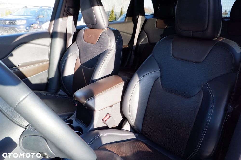 Jeep Cherokee 2.2 MJD Active Drive I Limited - 28