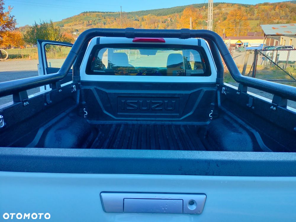 Isuzu D-Max - 7