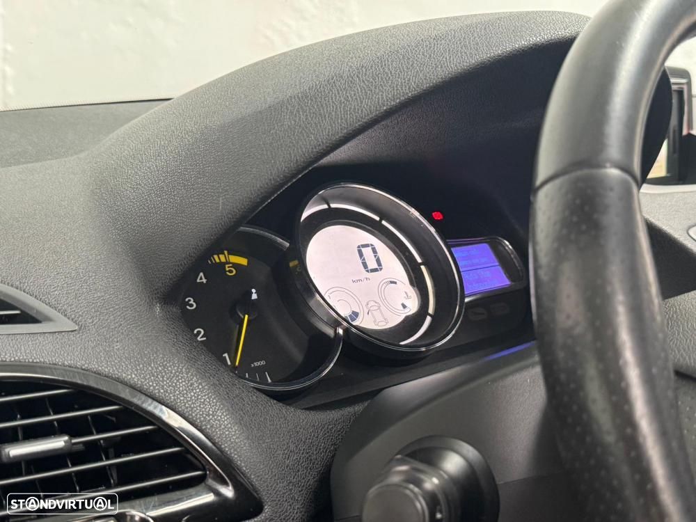 Renault Mégane Sport Tourer - 29