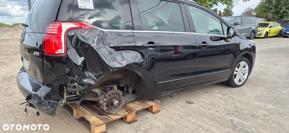 Peugeot 5008 - 6
