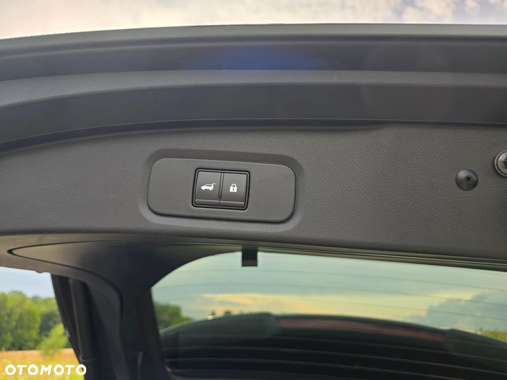 Nissan Qashqai 1.3 DIG-T MHEV Xtronic Tekna+ - 24