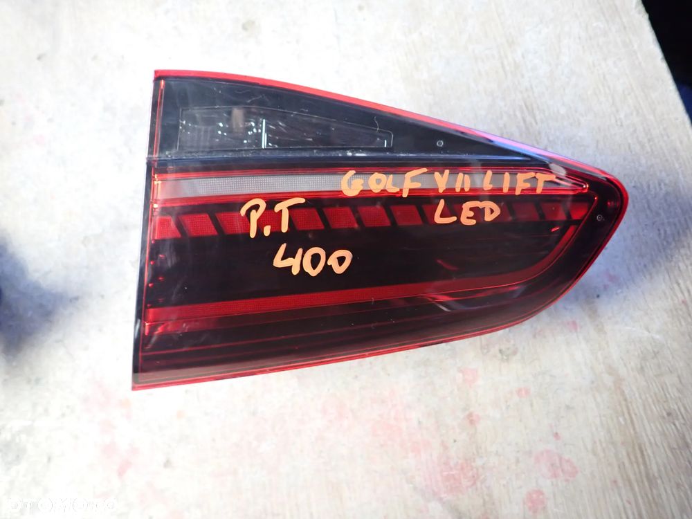 VOLKSWAGEN GOLF VII LIFT LAMPA PRAWY TYŁ W KLAPĘ LED 5G0945308P - 1