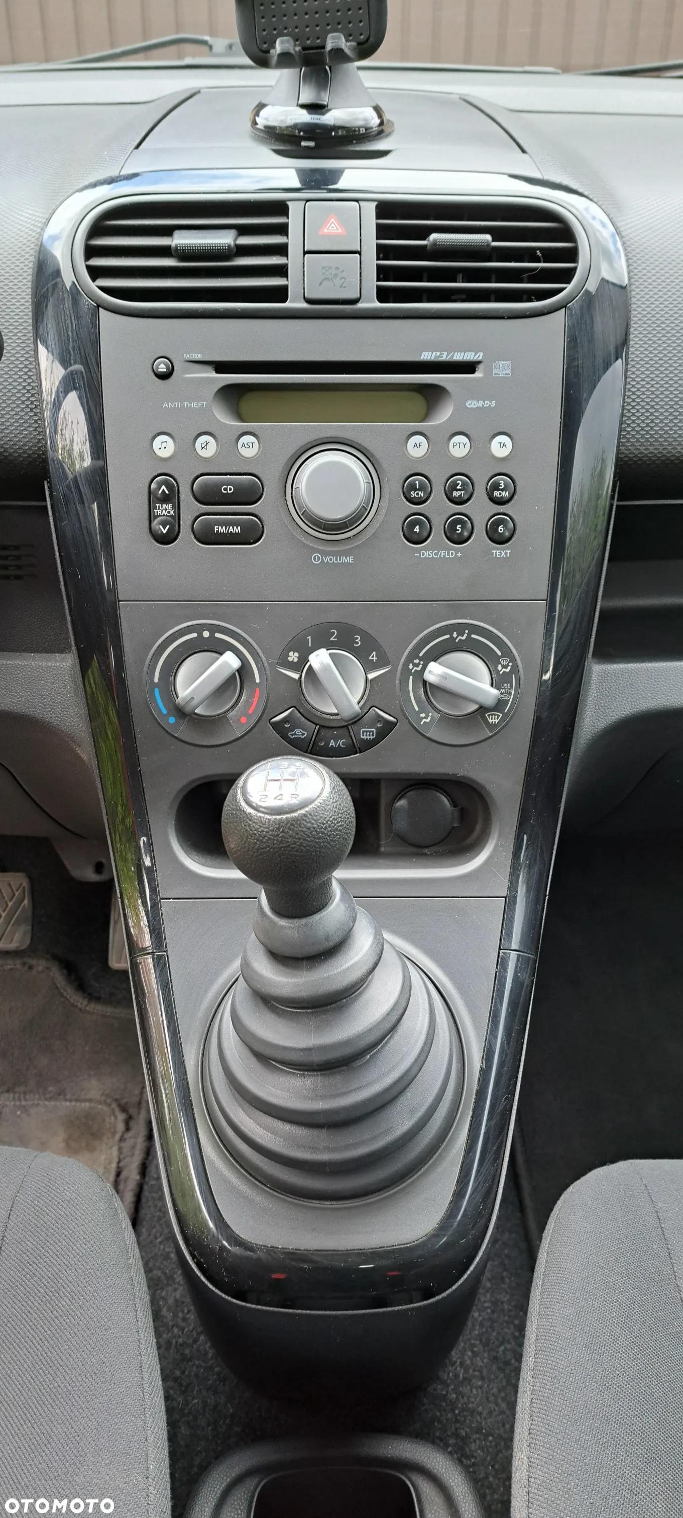 Suzuki Splash 1.0 Club - 13