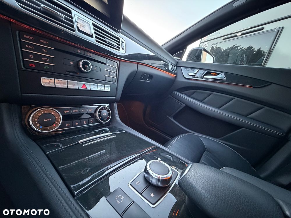 Mercedes-Benz CLS 350 d 4Matic 9G-TRONIC Final Edition - 31