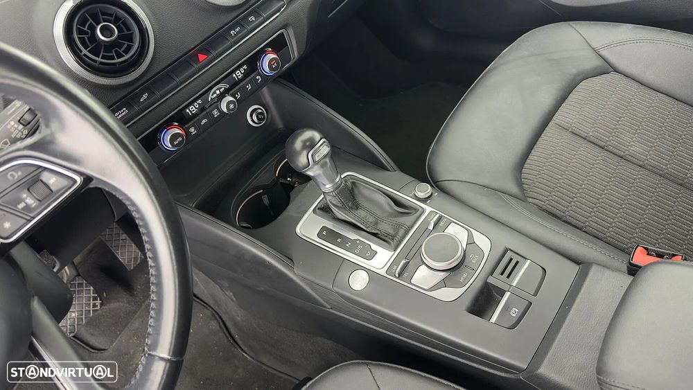 Audi A3 Sportback e-tron 1.4 TFSI Sport S tronic - 39