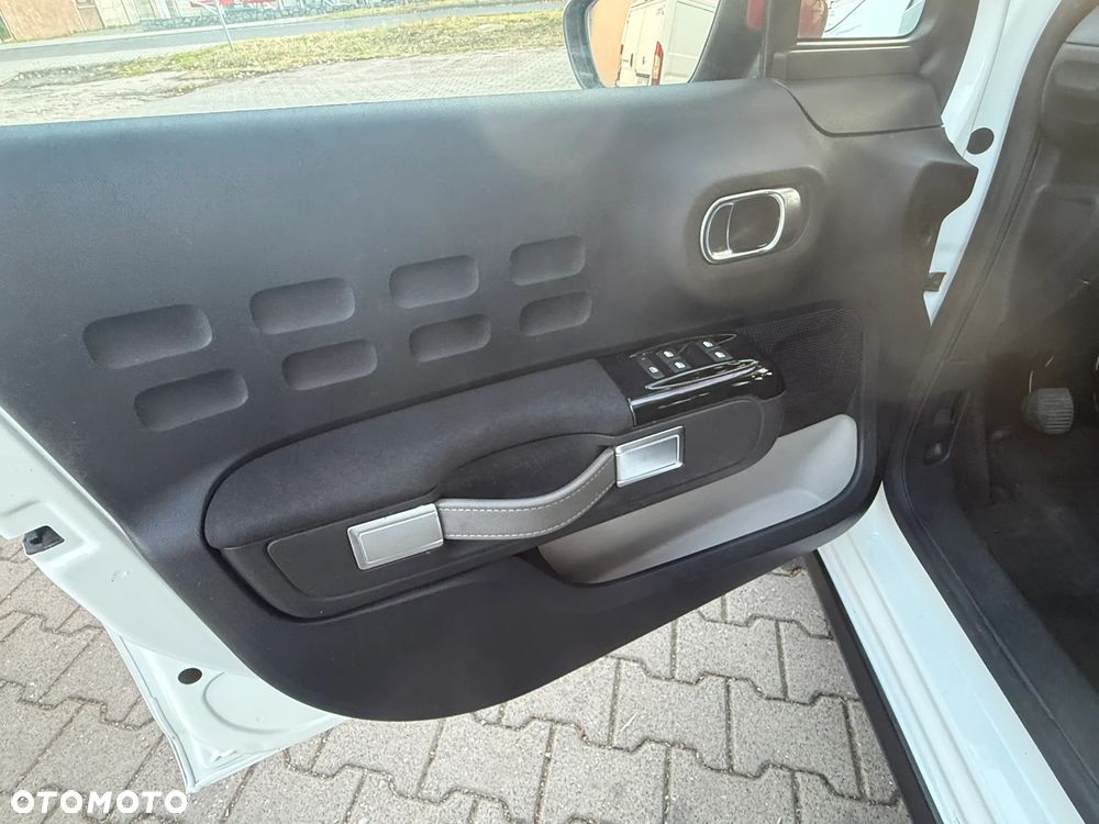 Citroën C3 Pure Tech 82 ELLE - 14