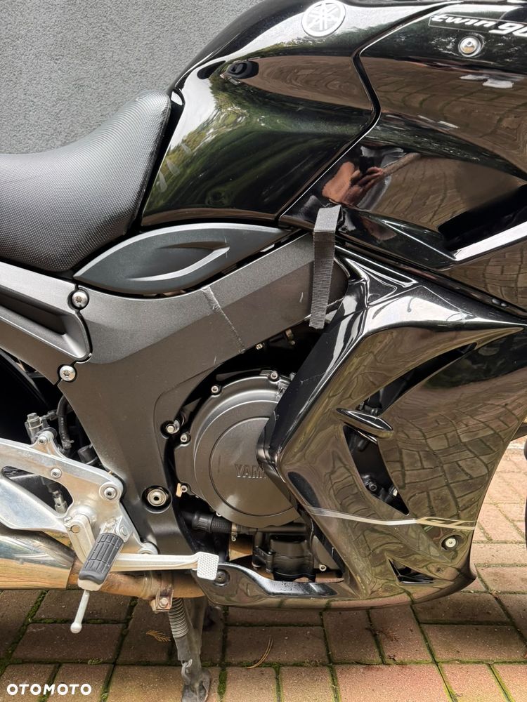 Yamaha TDM - 8
