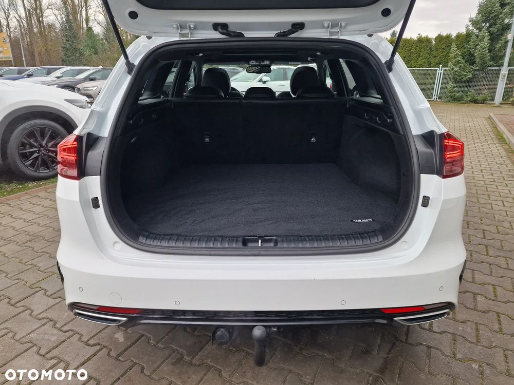 Kia Ceed 1.4 T-GDI OPF GT Line - 17